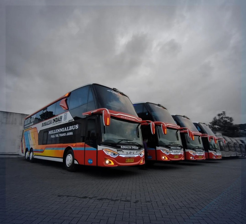 Sleeper Bus Rosalia Indah