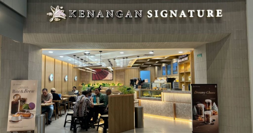 Kenangan Signature coffee shop premium dari Kopi Kenangan Indonesia