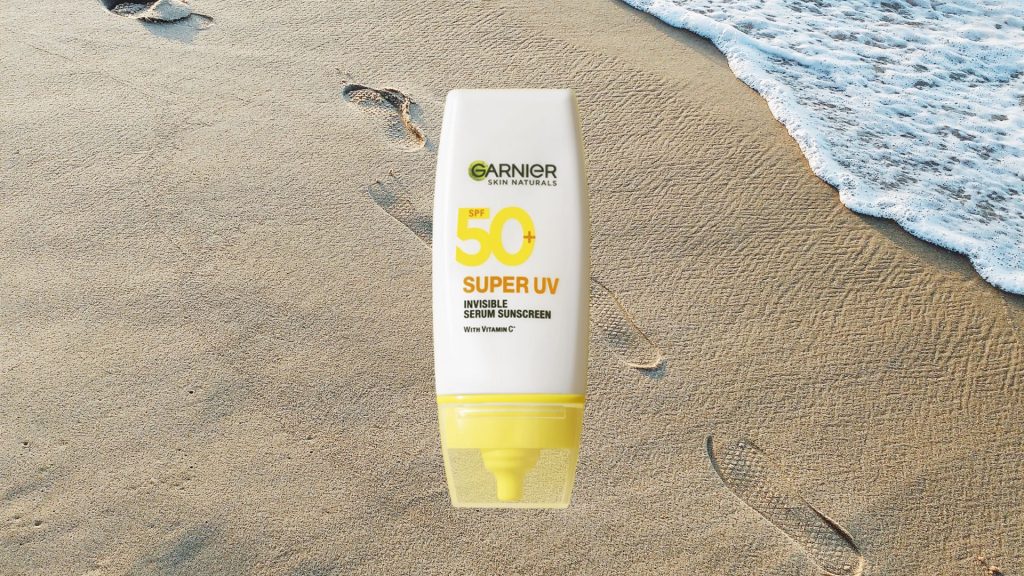 Bright Complete Super UV Invisible Serum Sunscreen SPF 50+ PA++++ dengan Vitamin C
