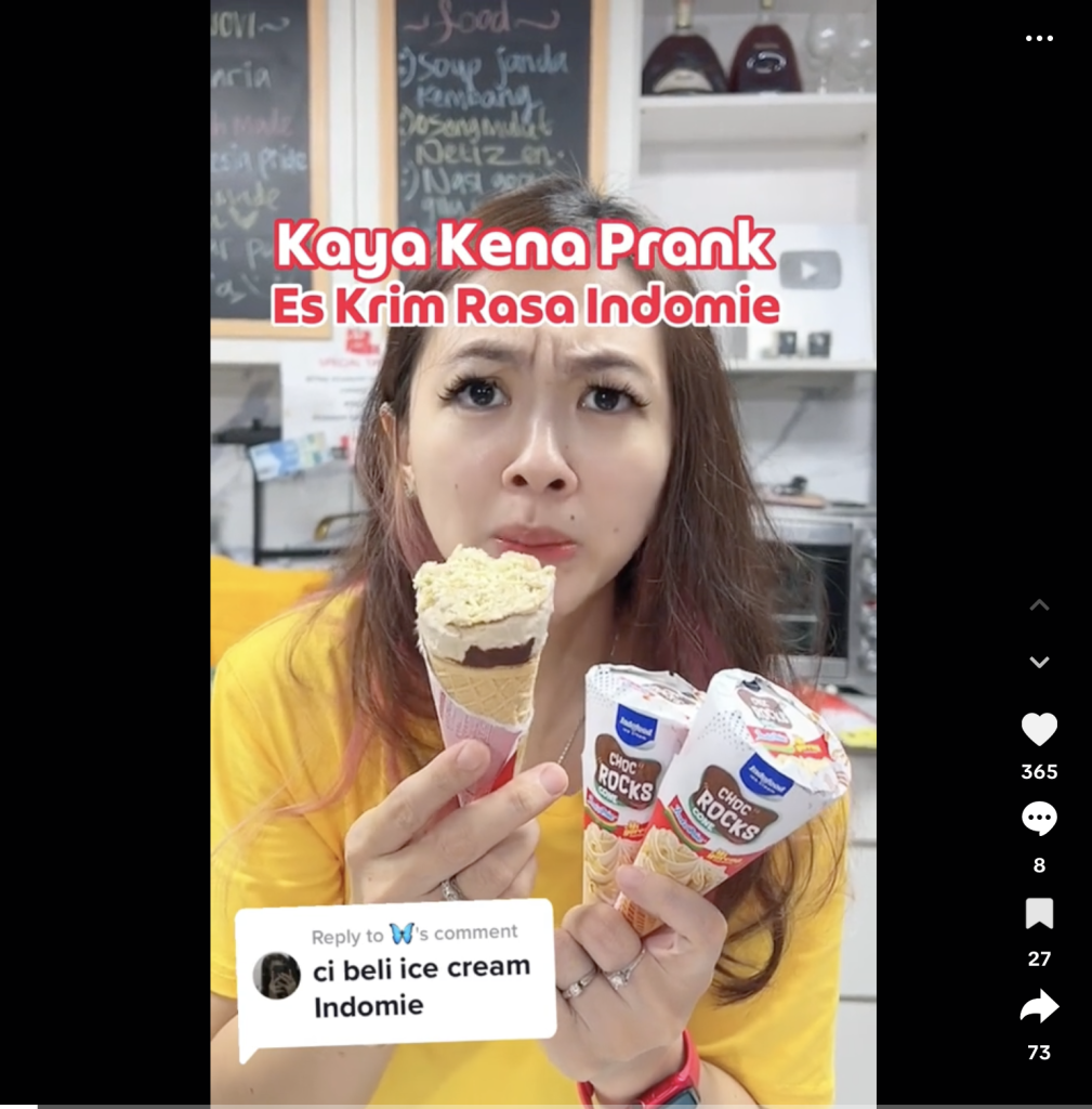 Es krim Indomie goreng 