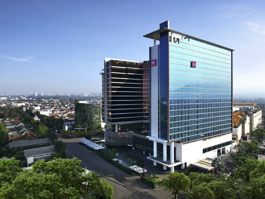 ibis Bandung Trans Studio, Jl. Gatot Subroto No.289, Cibangkong, Kec. Batununggal, Kota Bandung, Jawa Barat