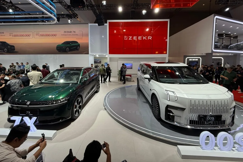 Zeekr 009 & Zeekr 7X